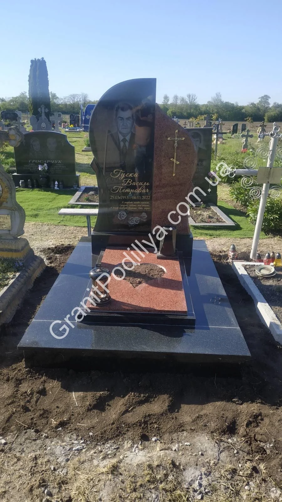 Подвійний пам'ятник з граніту - Кам'янець-Подільський | GranitPodillya